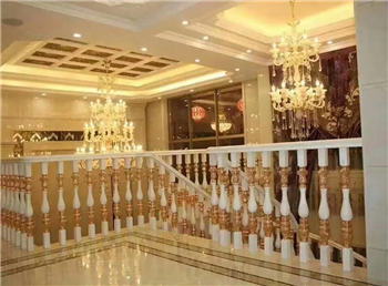 单根铜扶手洛可可