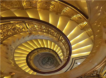 <b>托斯卡纳铜楼梯</b>